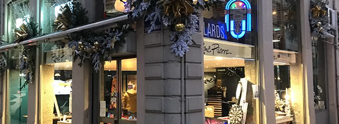 POUR NOËL, 3 BONNES RAISONS D’OFFRIR UN BABYFOOT OU UN BILLARD