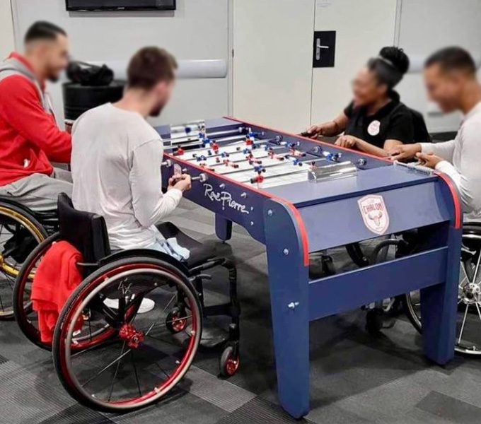 Arena PMR, le baby-foot René Pierre pour les joueurs en fauteuil roulant