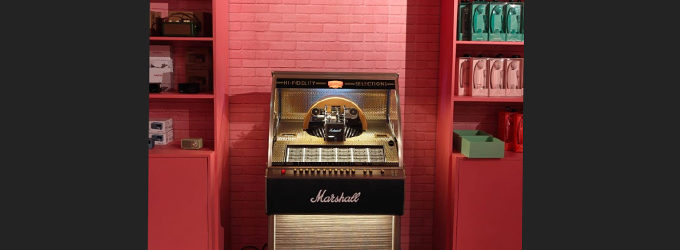 Le Jukebox Marshall, star du Bon Marché à Paris